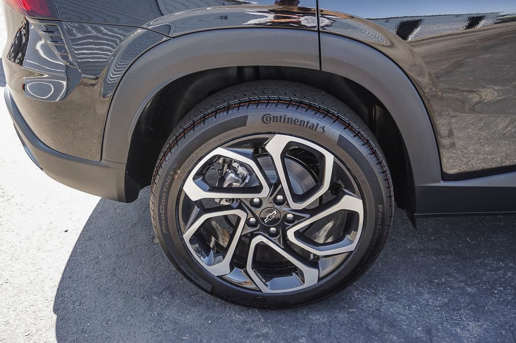 New 2026 Mosaic Black Metallic Chevrolet 2RS image 8