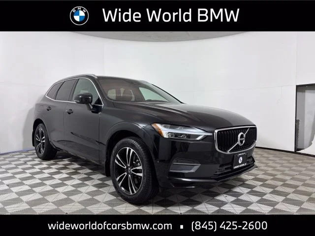 2019 Volvo XC60 Momentum AWD photo
