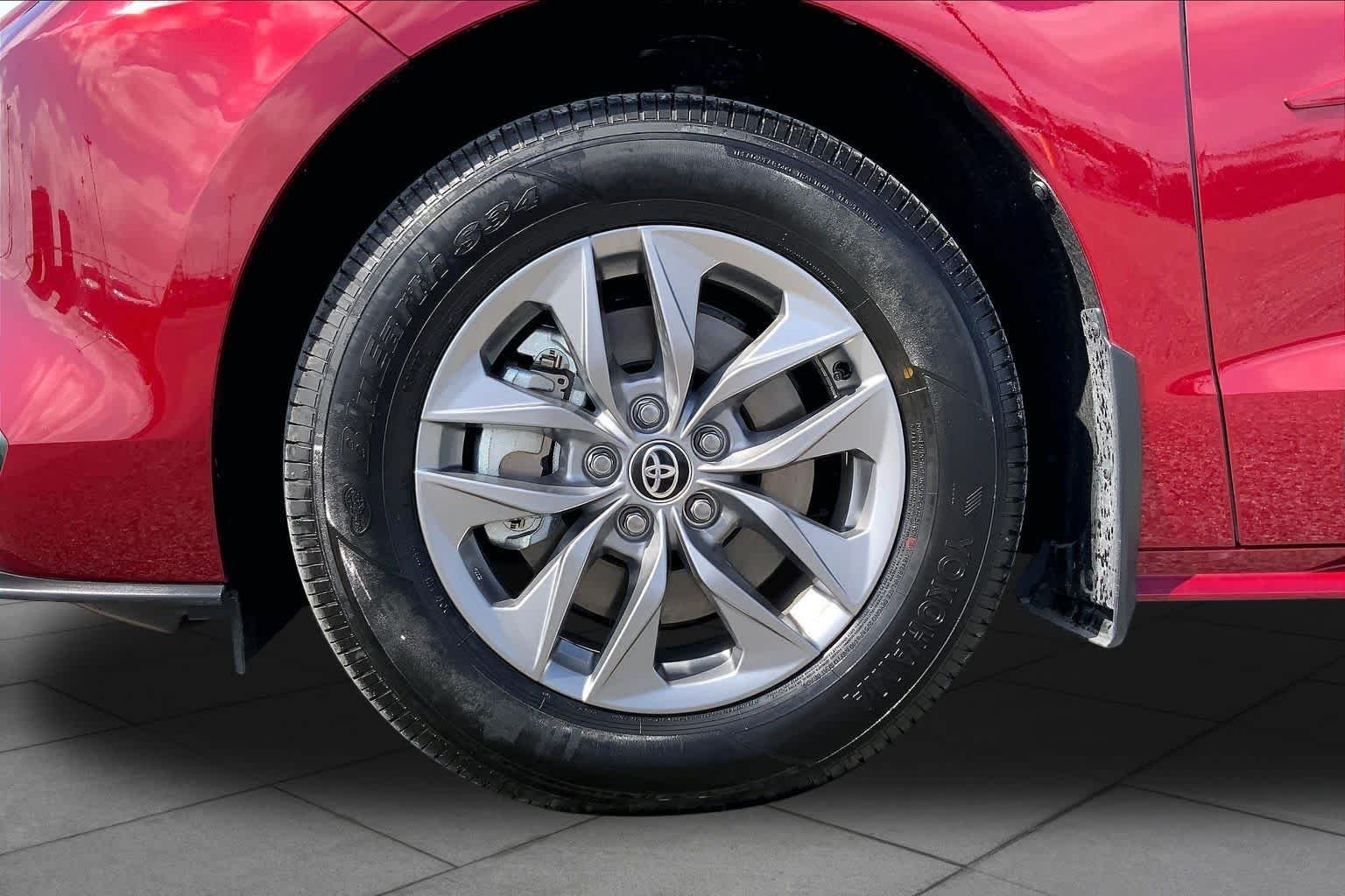 Used 2026 Ruby Flare Pearl Toyota XLE image 11