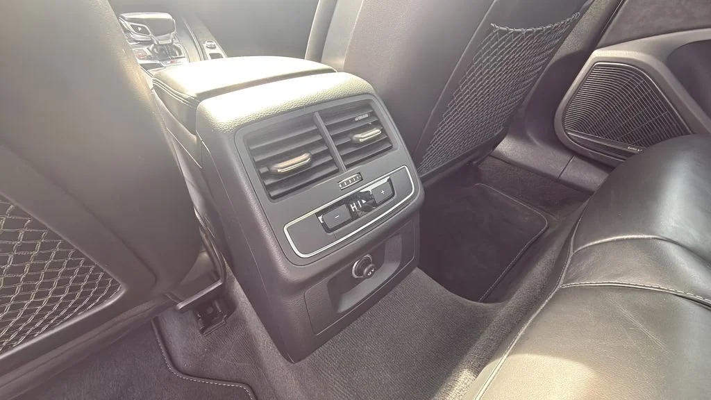 Used 2019 White Audi 3.0T Prestige image 14