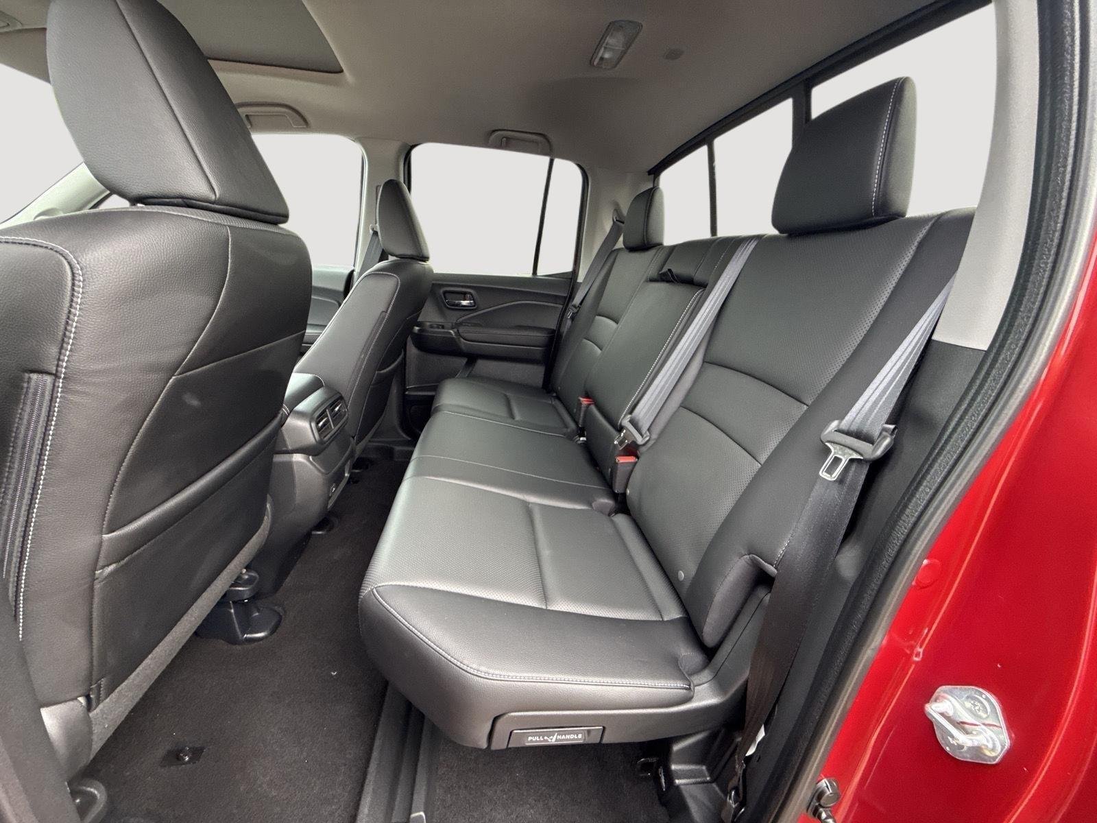 Used 2025 Radiant Red Metallic II Honda RTL image 27