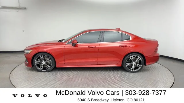 Used 2019 Red Volvo T6 Inscription image 5