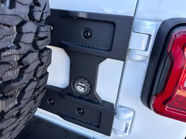 New 2027 White Jeep Rubicon X image 6