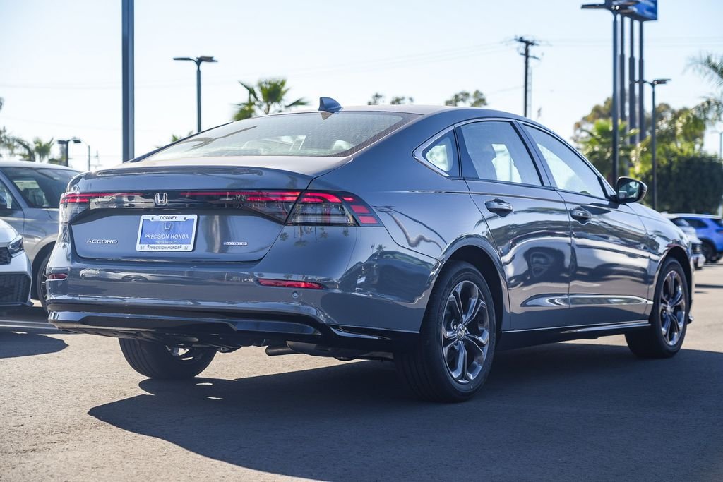 New 2026 Urban Gray Pearl Honda EX-L image 9