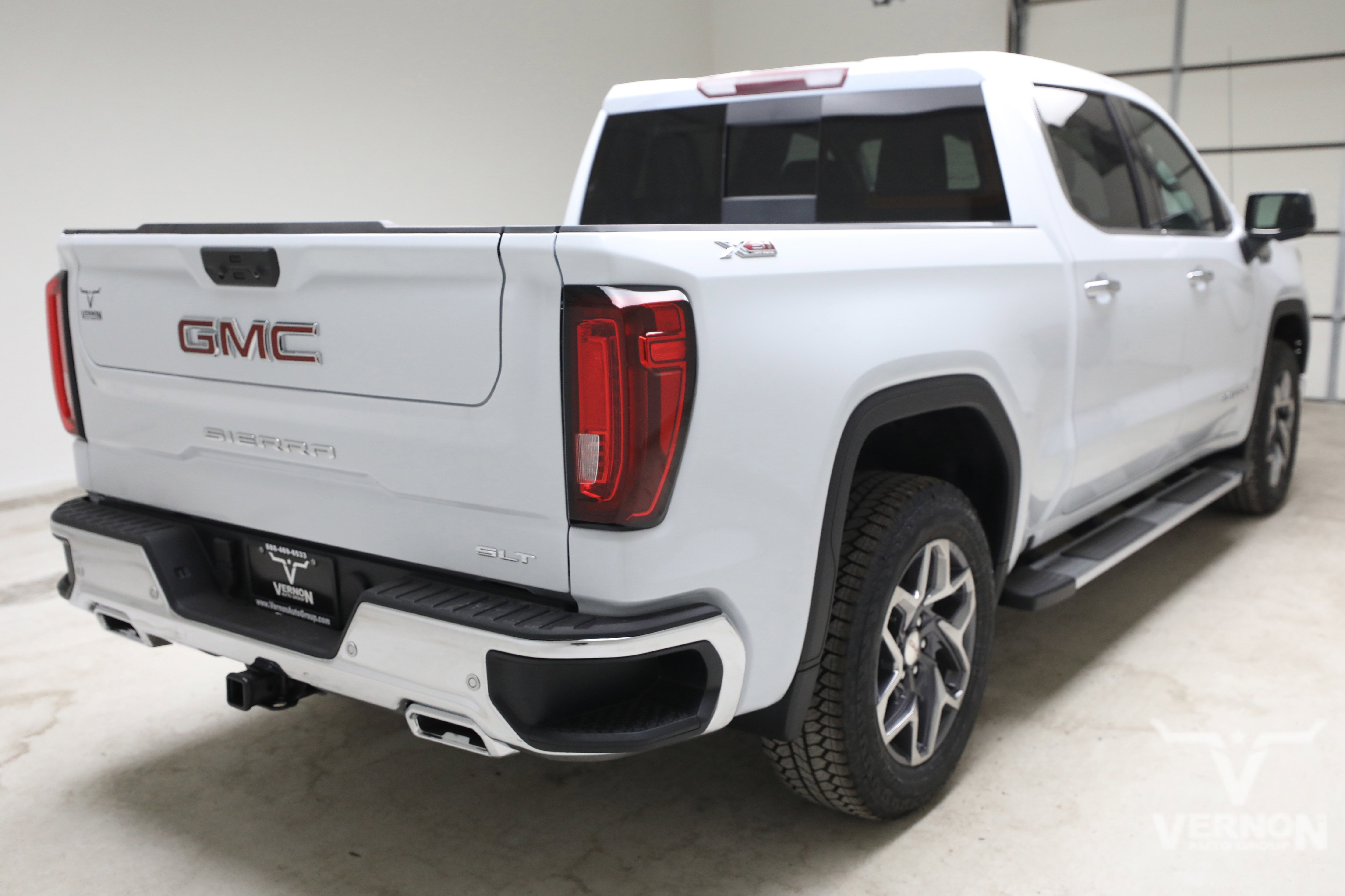 New 2026 Glacier White Tricoat GMC N image 5