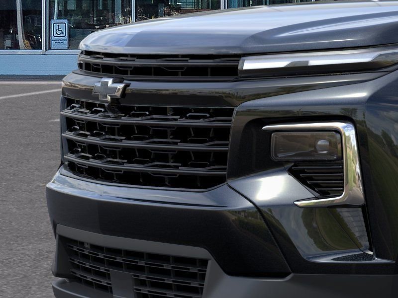 New 2026 Mosaic Black Metallic Chevrolet LT image 13