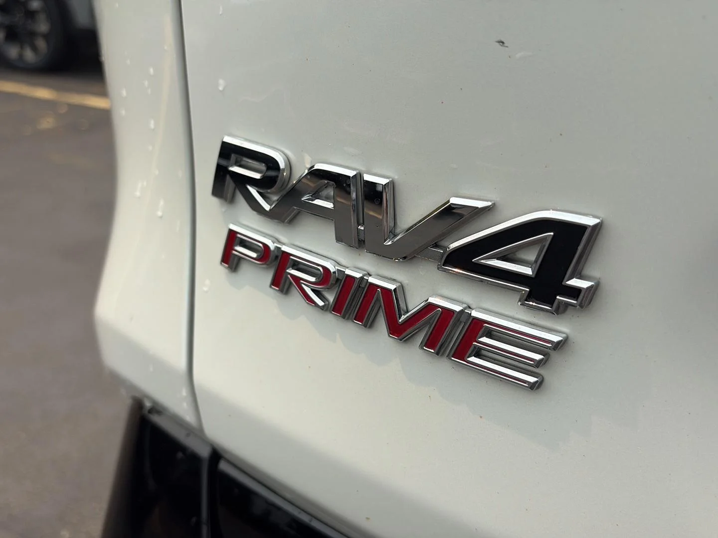 Used 2024 Wind Chill Pearl w/Midnight Black Metallic Roof Toyota XSE image 20
