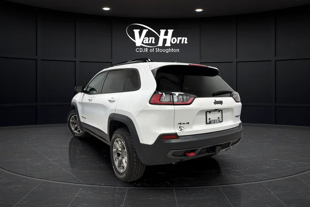 Used 2022 Bright White Clearcoat Jeep Trailhawk image 5