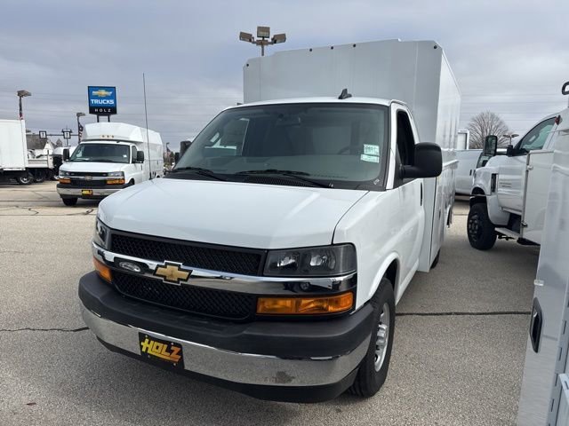 New 2025 Summit White Chevrolet 1WT image 1