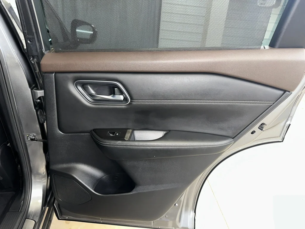Certified Used 2022 Gun Metallic Nissan Platinum image 29
