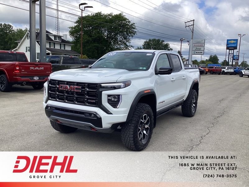 Used 2024 White GMC AT4X image 3