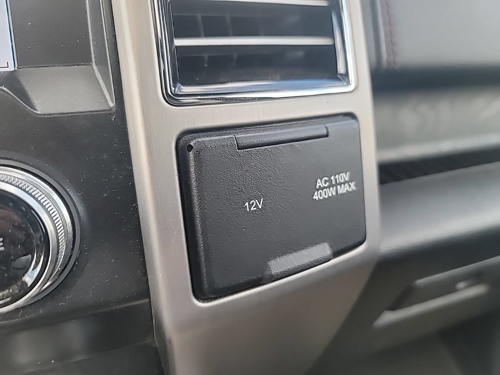 Used 2020  Ford XL image 33