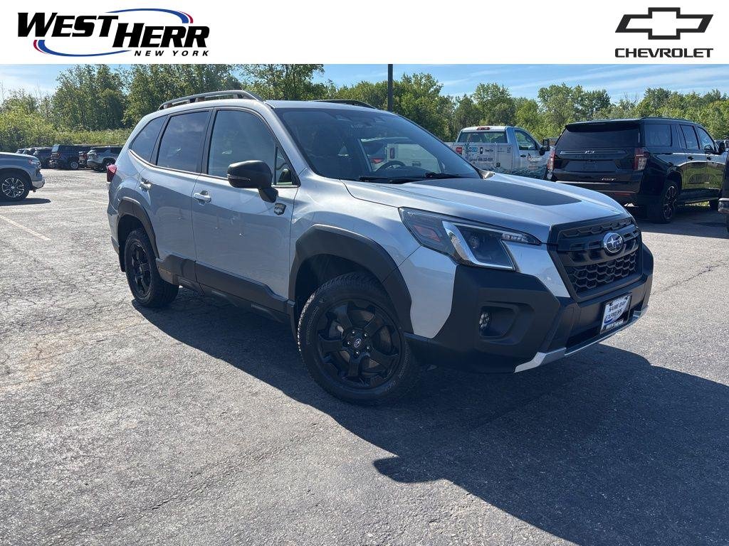 Used 2024 Ice Silver Metallic Subaru Wilderness image 1