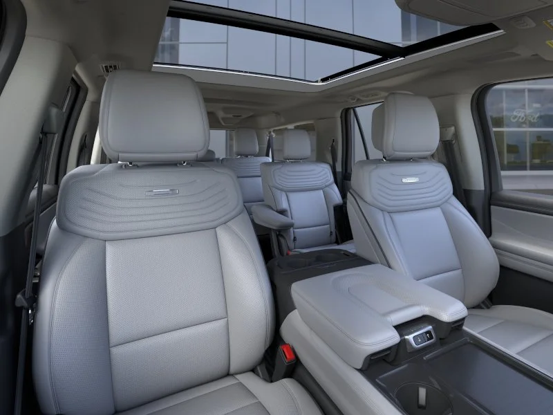 New 2026 Star White Metallic Tri-Coat Ford MAX Platinum® image 33