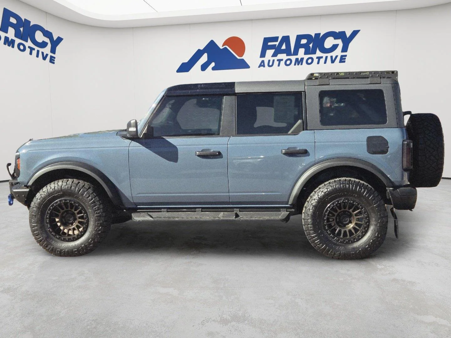 Used 2023 Azure Gray Metallic Tri-Coat Ford Badlands Advanced image 8