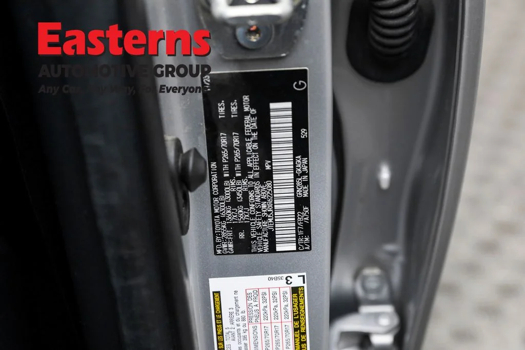 Used 2024 Silver Toyota SR5 image 34