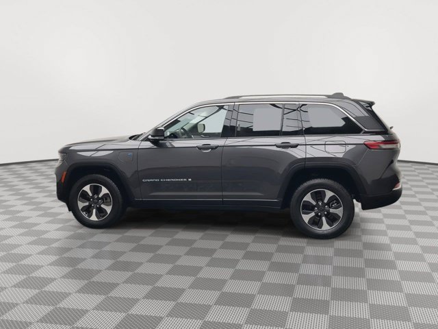 Used 2023 Baltic Gray Metallic Clearcoat Jeep 4X4 image 38