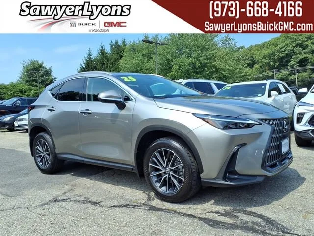 2025 Lexus NX 250