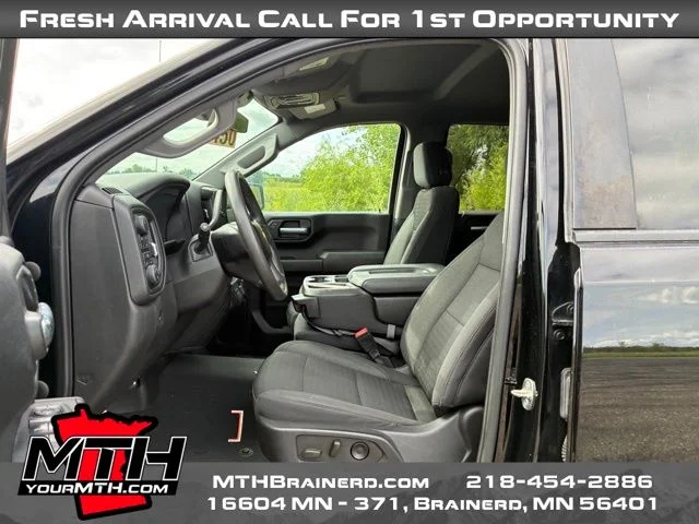 Used 2023 Black Chevrolet Custom image 9
