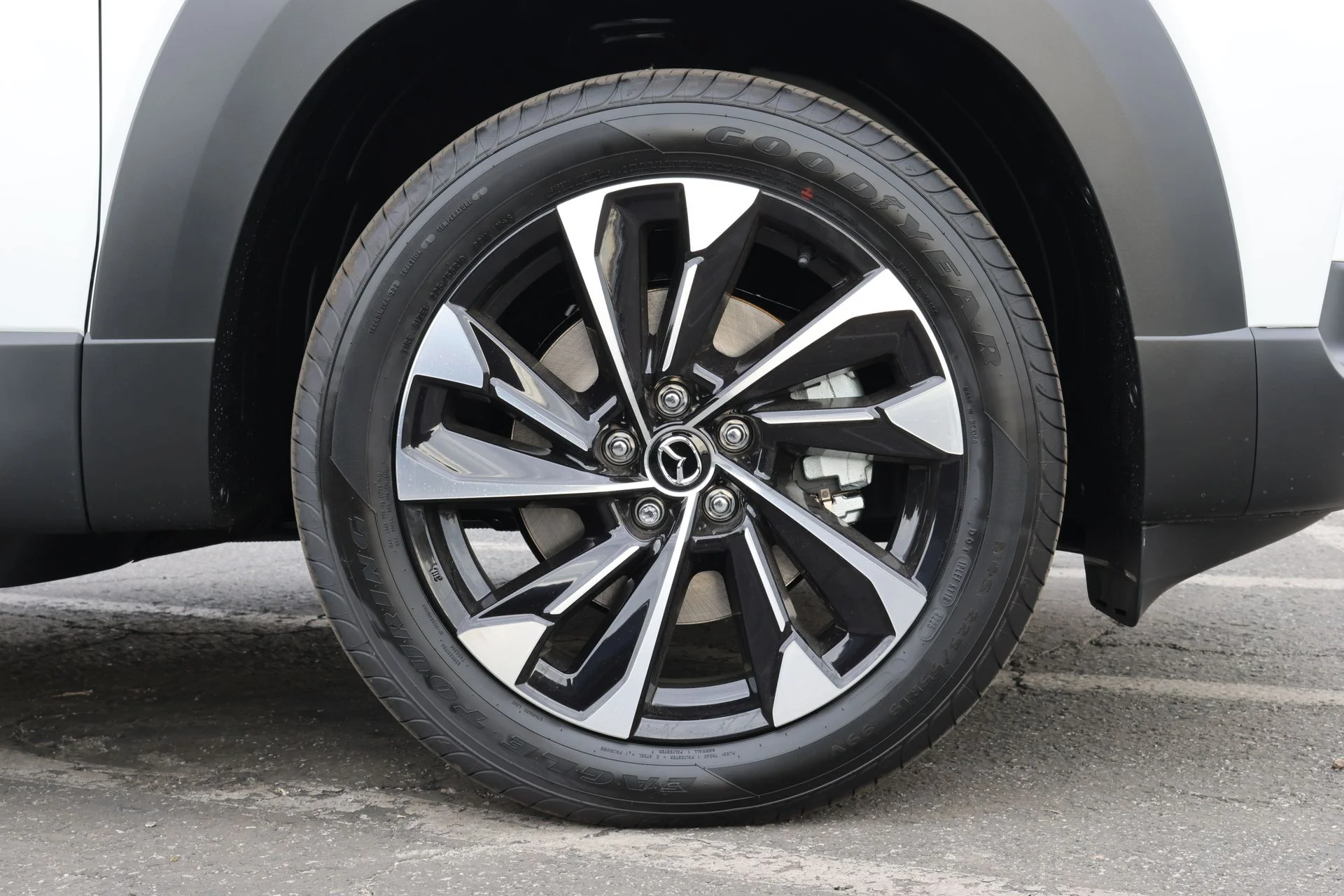 2026 Mazda CX-50 Premium Plus - Photo 5