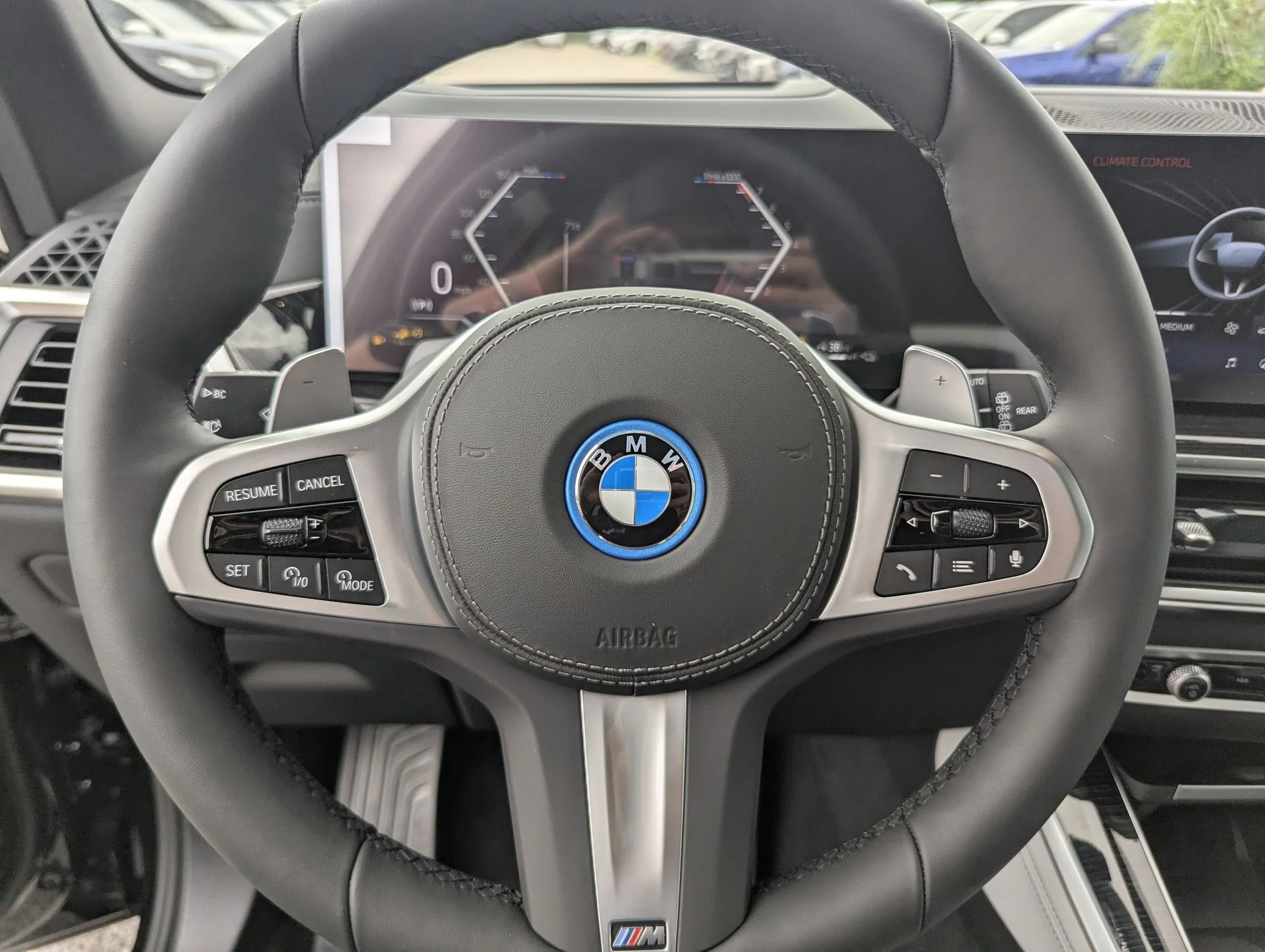 New 2026 Black Sapphire Metallic BMW xDrive50e image 33