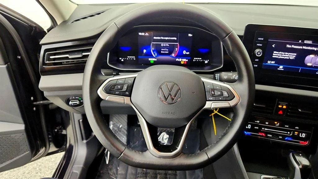 Used 2025 Deep Black Pearl Volkswagen S Automatic w/ Auto-Dimming Mirror image 13