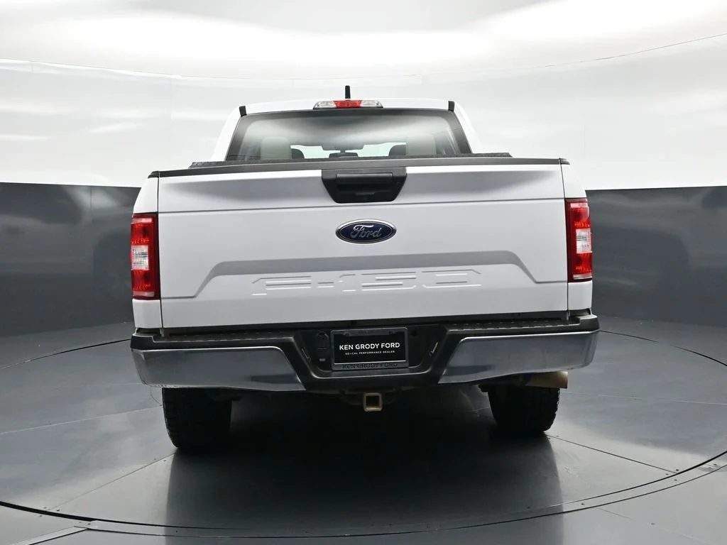 Used 2020 White Ford XL image 22