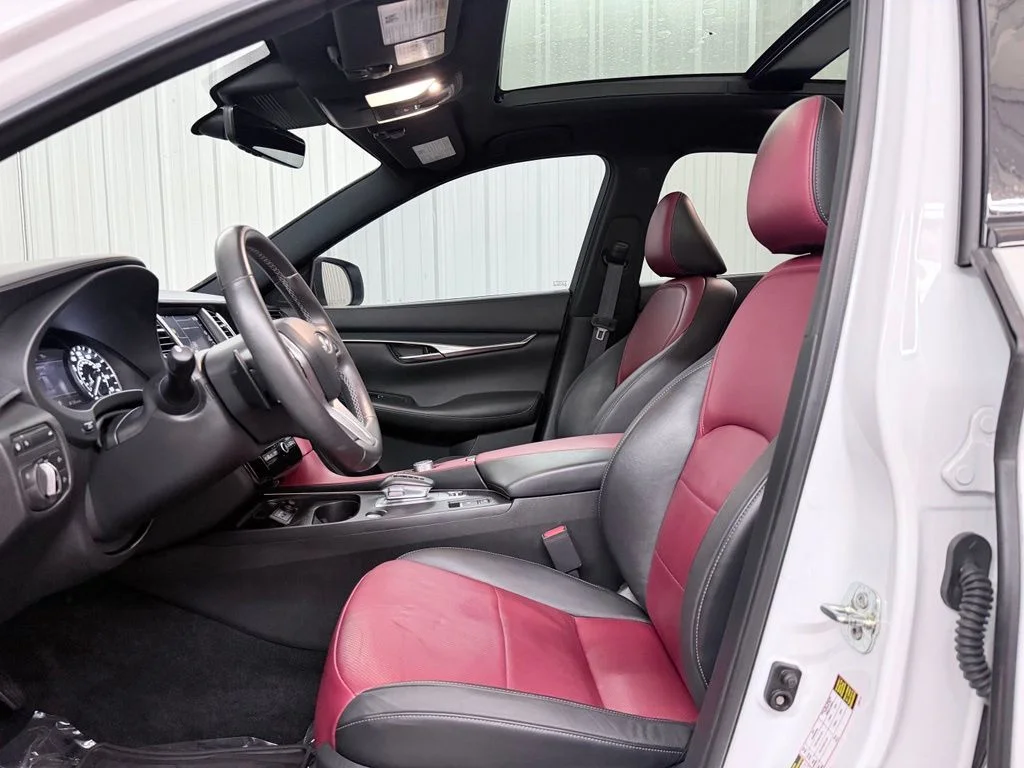 Certified Used 2023 White INFINITI SPORT image 10