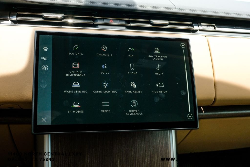 New 2026 Varesine Blue Metallic Land Rover SE image 34