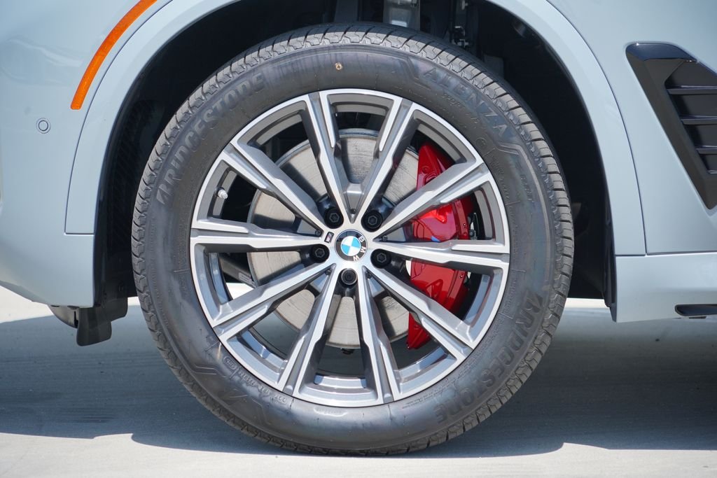 New 2026 Brooklyn Grey Metallic BMW xDrive40i image 5