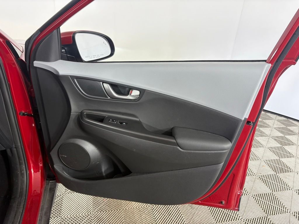 2021 Hyundai Kona Ultimate - Photo 17
