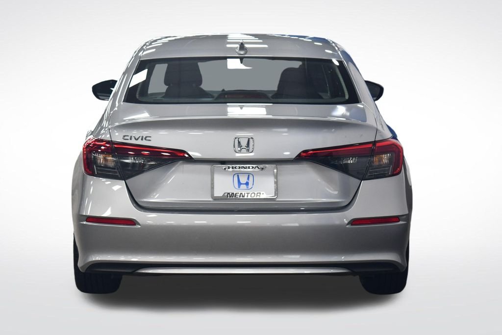 Certified Used 2023 Lunar Silver Metallic Honda EX image 4