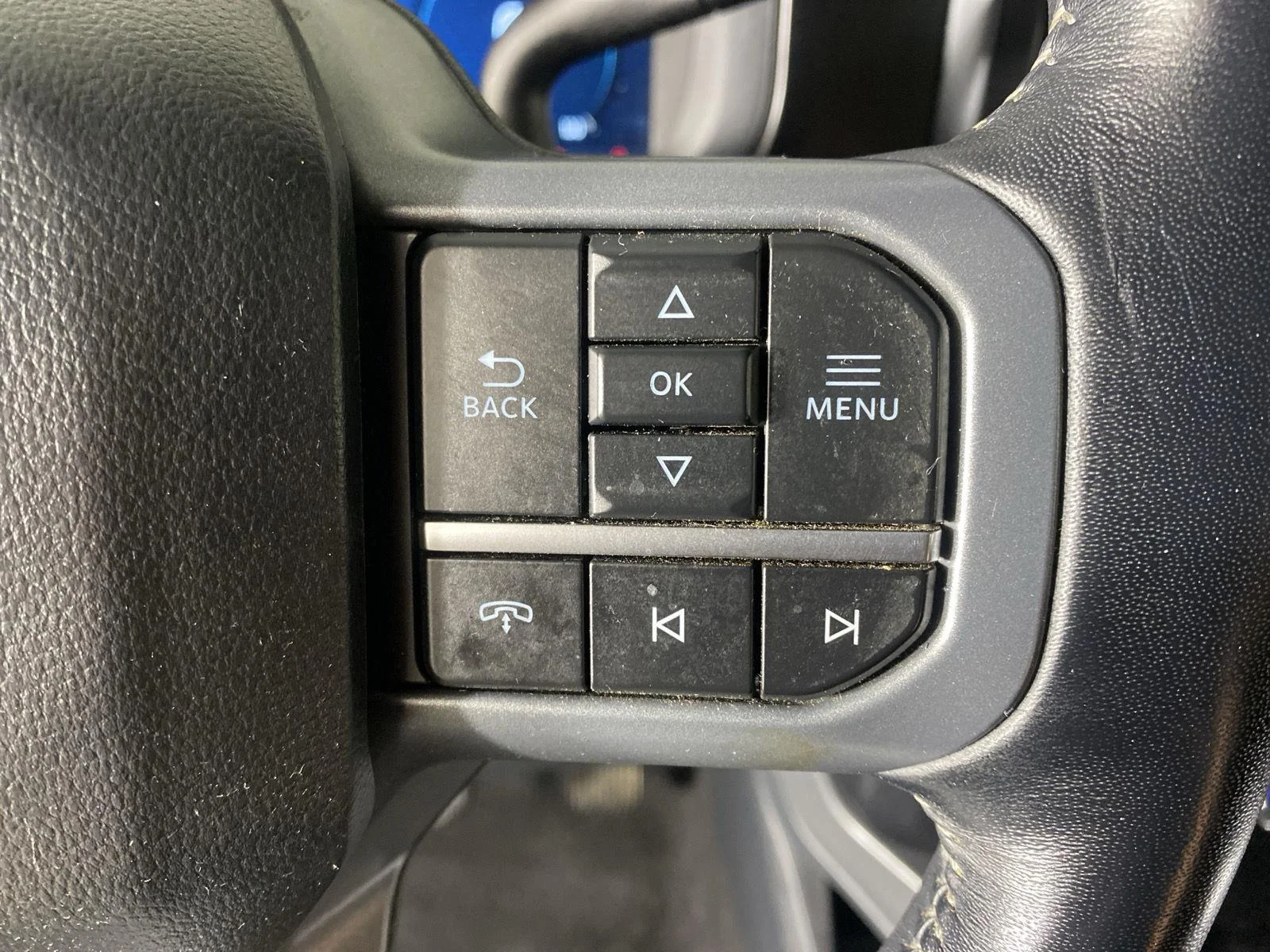 Used 2024 Agate Black Ford LARIAT image 26