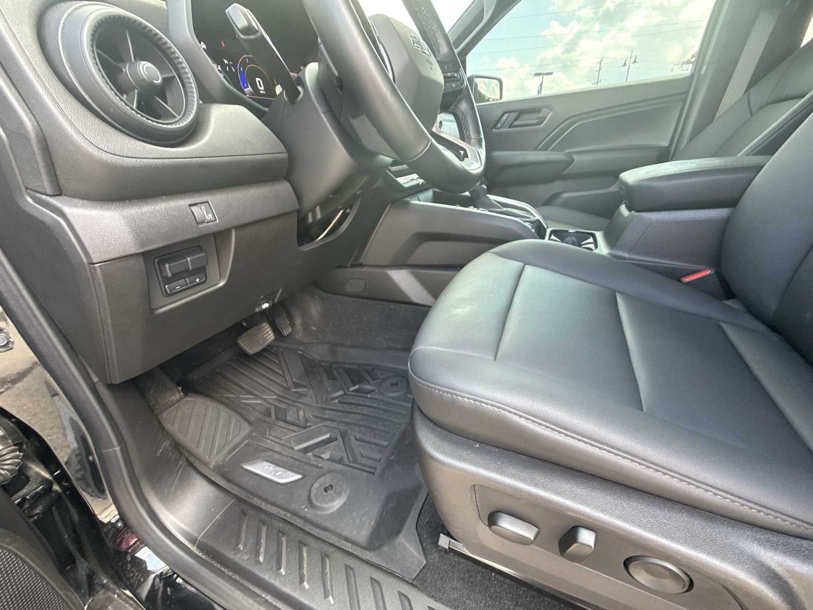 Certified Used 2026 Black Chevrolet Trail Boss image 33