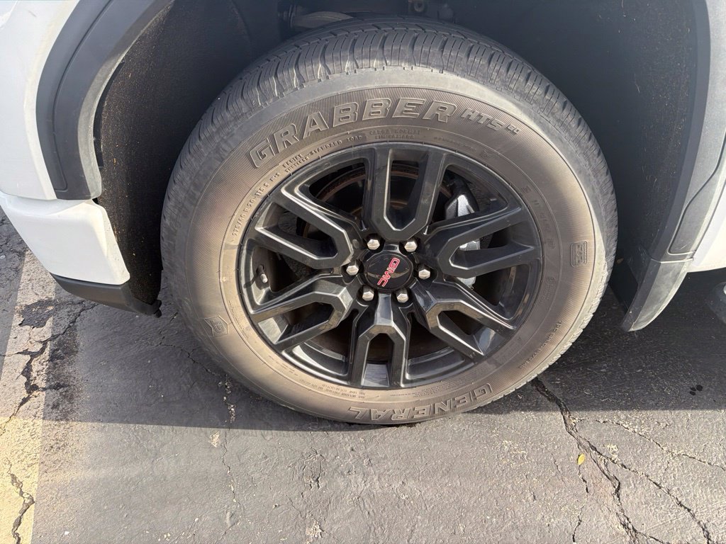 1GTUUCED3NZ610805