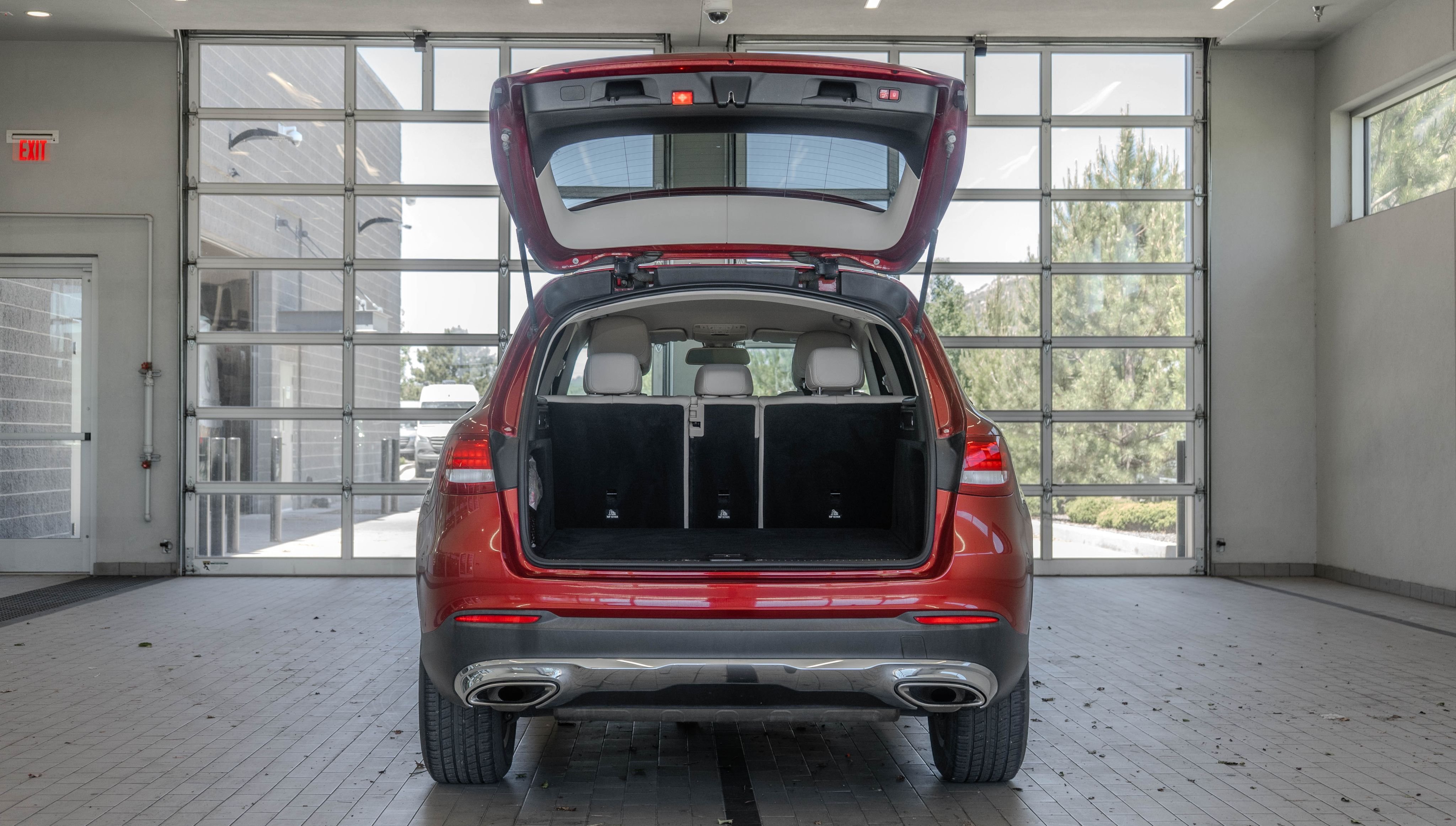 Used 2016 Red Mercedes-Benz GLC 300 image 14