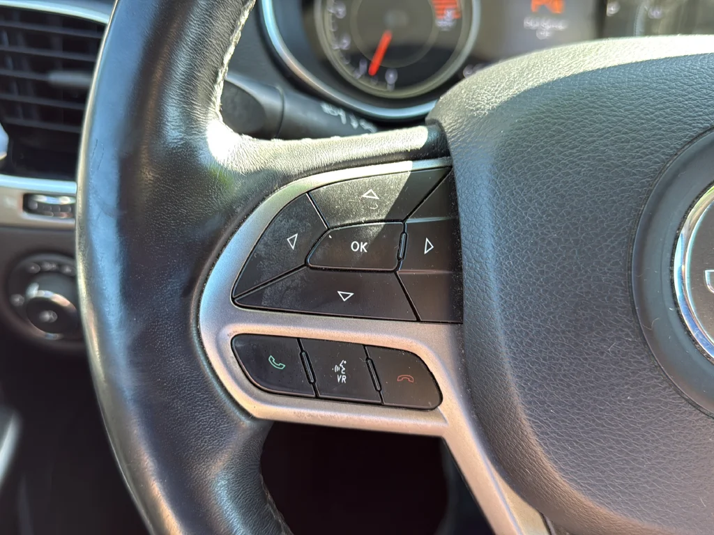 Used 2019 Black Jeep Limited image 23