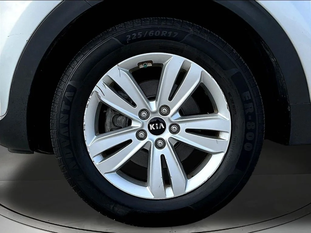 Certified Used 2018 Silver Kia LX image 34