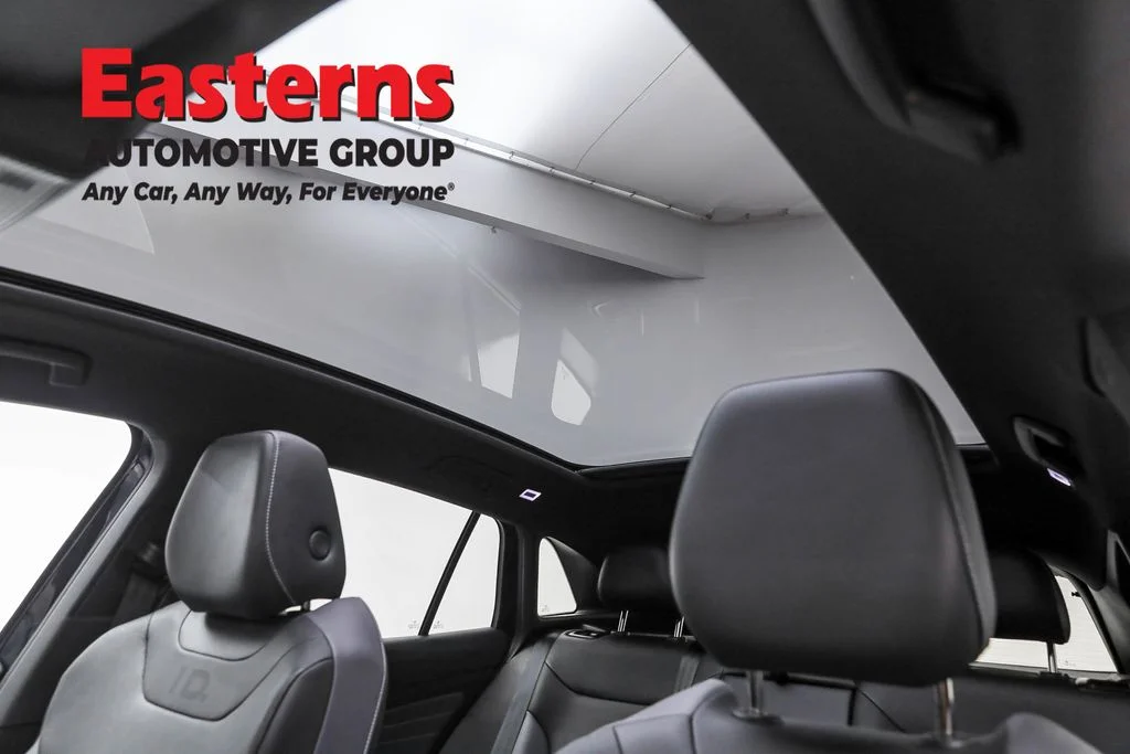 Used 2024 Black Volkswagen S image 30