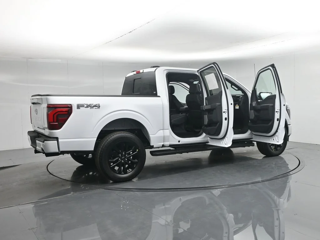 New 2026 Oxford White Ford Lariat image 5