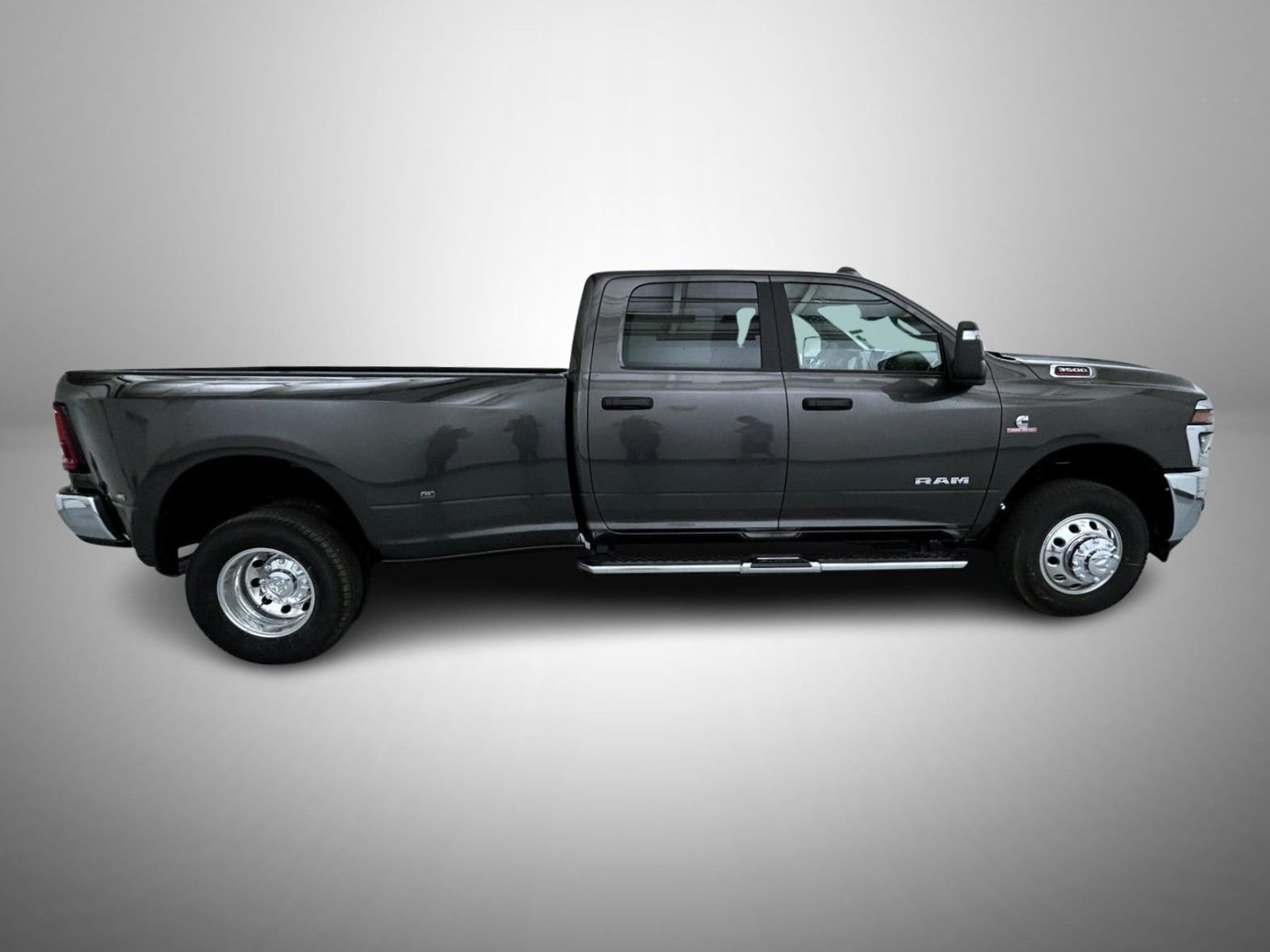 New 2026 Granite Crystal Metallic Clear-Coat Exterior Paint RAM Big Horn image 4