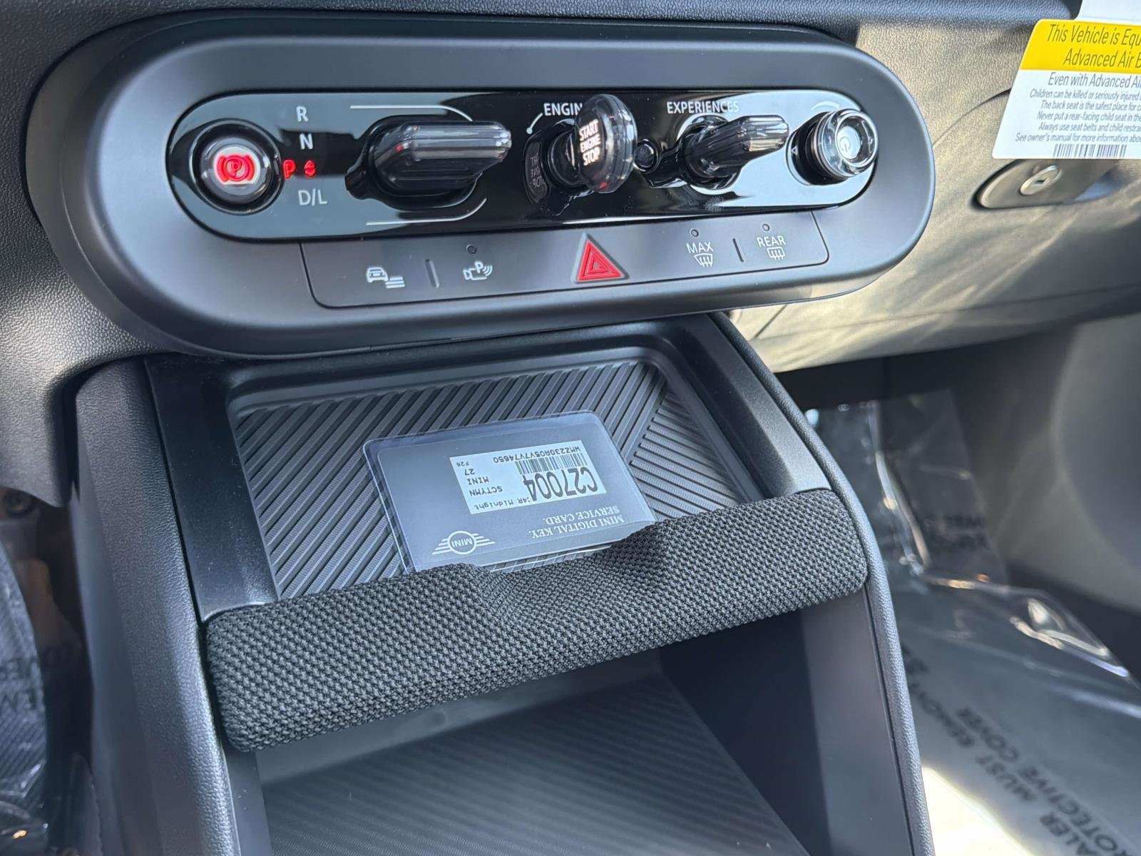 New 2027 0C4R Midnight Black II Metallic MINI Signature Plus image 22