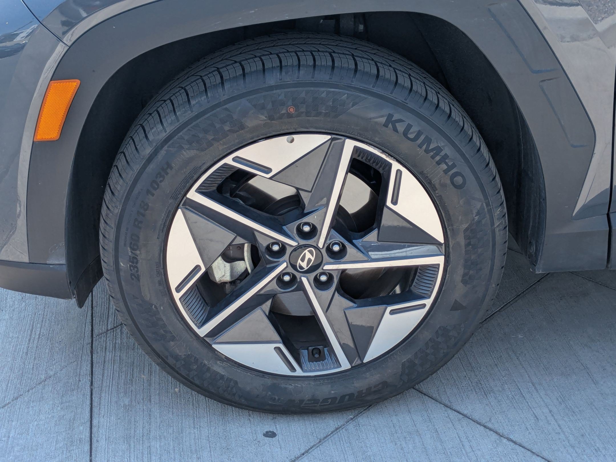 2025 Hyundai Tucson SEL - Photo 12