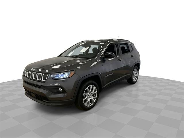 2022 Jeep Compass Latitude Lux 4x4, photo 5 of 12