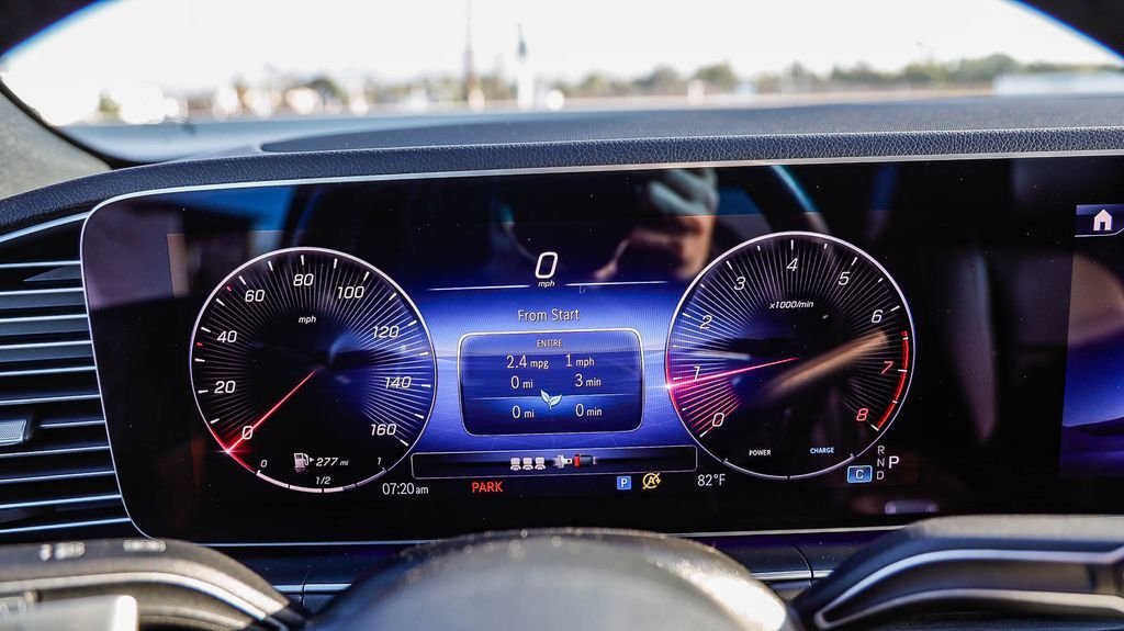 Used 2024 Twilight Blue Metallic Mercedes-Benz GLE 350 image 28