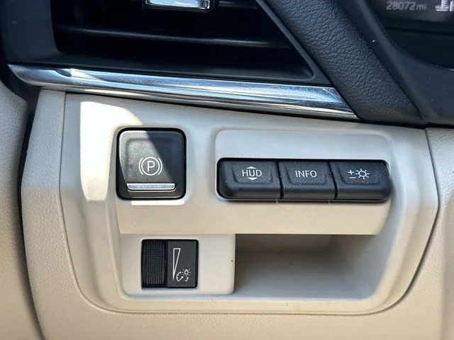 Certified Used 2023 Silver Cadillac Premium Luxury image 25