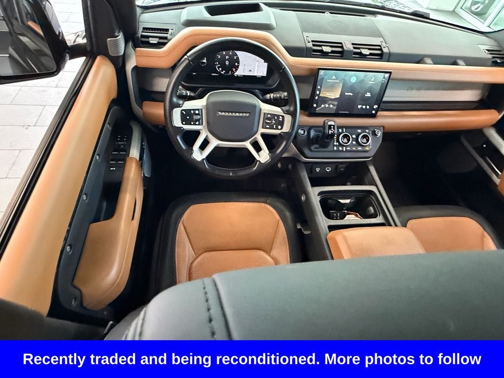 Used 2024 Black Land Rover X-Dynamic SE image 11