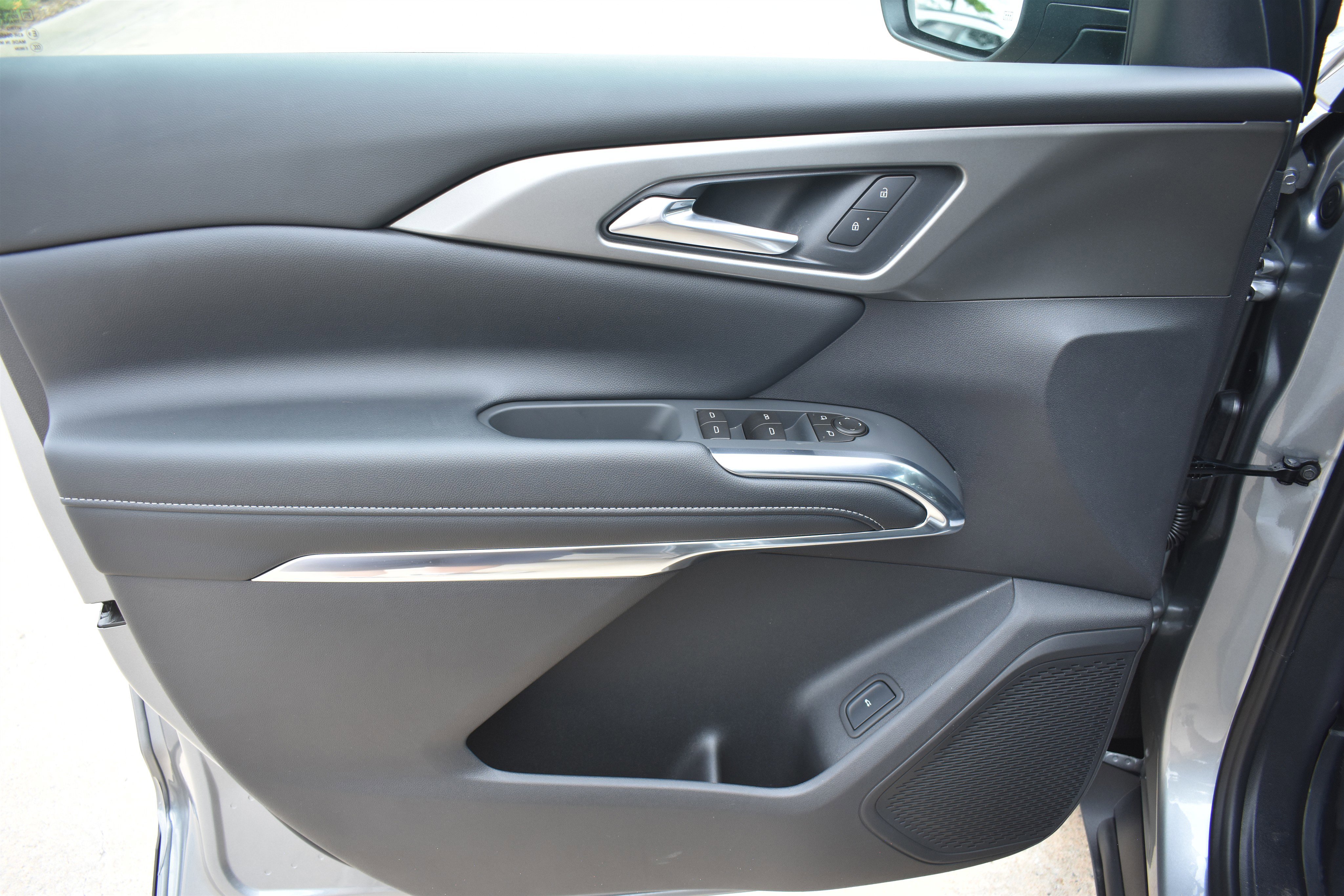 2026 Chevrolet Traverse LT - Photo 11