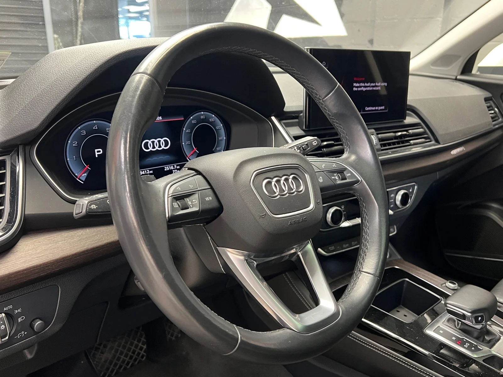 Used 2024 Glacier White Metallic (2y2y) Audi quattro S line Prem Plus 45 TFSI image 10
