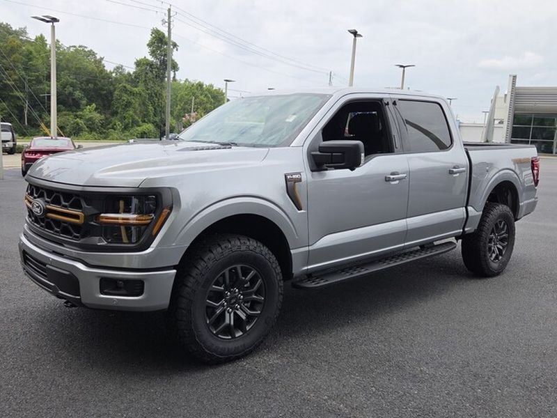New 2026 Iconic Silver Metallic Ford XLT image 3
